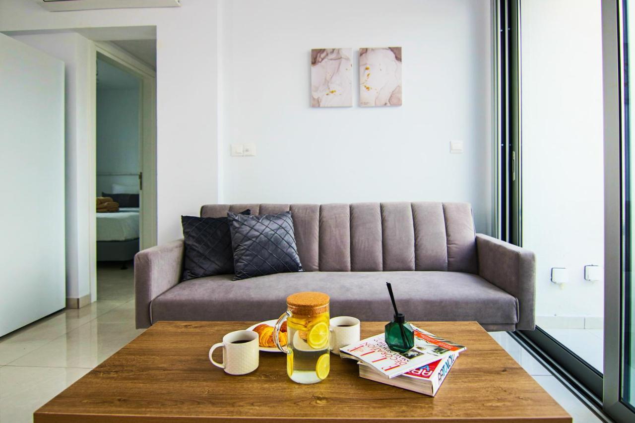 Апартаменти Phaedrus Living - Seaside Executive Flat Harbour 208 Пафос Екстер'єр фото